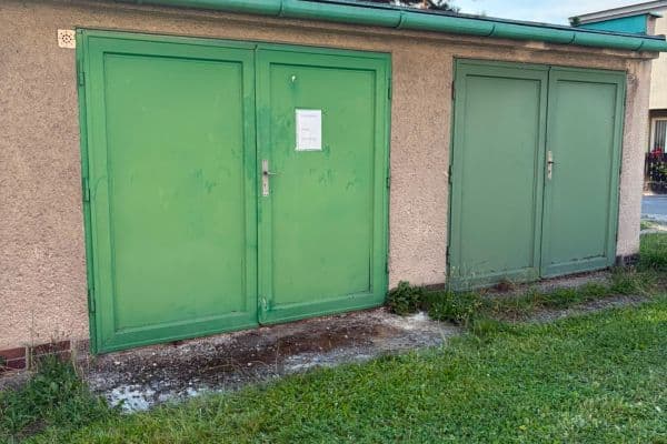 Pronájem garáže 18 m², U Chodníčku, Staré Město Pronájem garáže 18 m², U Chodníčku, Staré Město