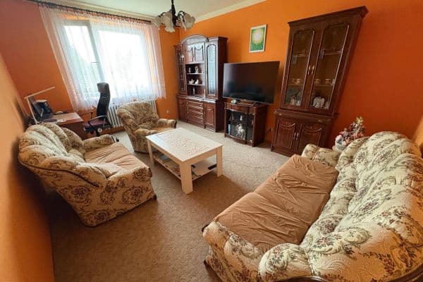 Prodej bytu 3+1 71 m², V Humnech, Kunovice Prodej bytu 3+1 71 m², V Humnech, Kunovice