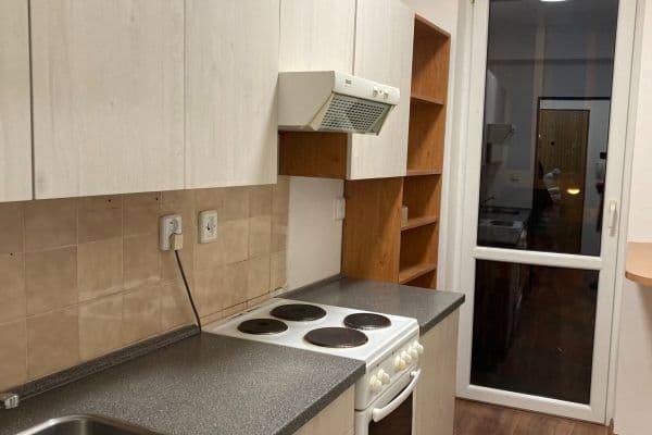 Prodej bytu 1+kk 31 m², Podhorská, Jablonec nad Nisou Prodej bytu 1+kk 31 m², Podhorská, Jablonec nad Nisou