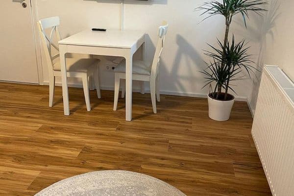 Pronájem bytu 1+1 26 m², Crailsheimerstraße 15, Stuttgart, Bádensko-Württembersko Pronájem bytu 1+1 26 m², Crailsheimerstraße 15, Stuttgart, Bádensko-Württembersko
