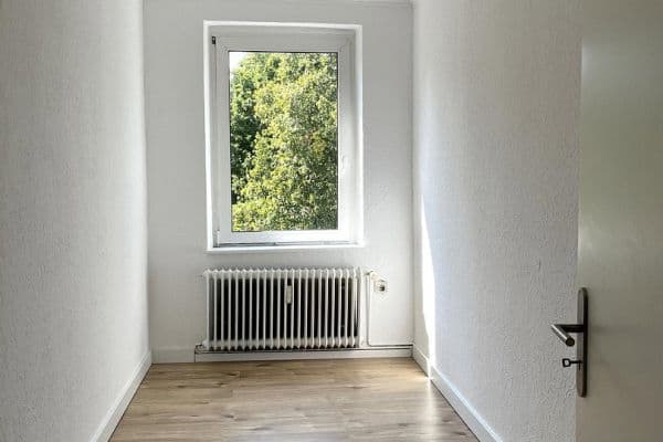Pronájem bytu 3+1 67 m², Krefeld, Severní Porýní-Vestfálsko Pronájem bytu 3+1 67 m², Krefeld, Severní Porýní-Vestfálsko