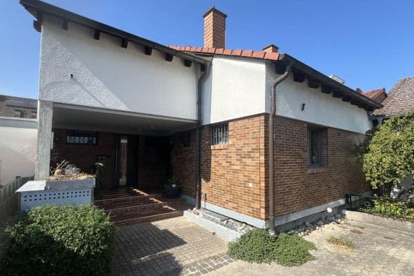 Prodej domu 376 m², pozemek 573 m², Ludwigshafen Prodej domu 376 m², pozemek 573 m², Ludwigshafen