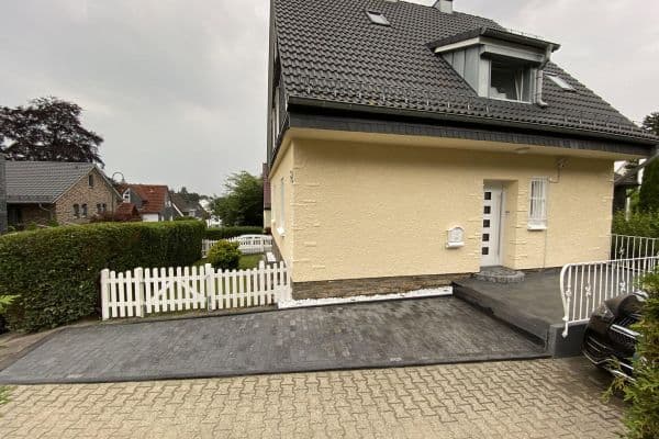 Prodej domu 307 m², pozemek 738 m², Wermelskirchen Prodej domu 307 m², pozemek 738 m², Wermelskirchen