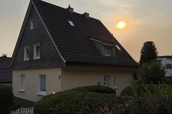 Prodej domu 307 m², pozemek 738 m², Wermelskirchen Prodej domu 307 m², pozemek 738 m², Wermelskirchen
