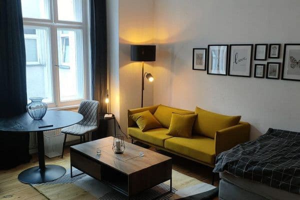 Pronájem bytu 1+1 38 m², Adresse Pettenkoferstraße 7, Friedrichshain, Berlín Pronájem bytu 1+1 38 m², Adresse Pettenkoferstraße 7, Friedrichshain, Berlín