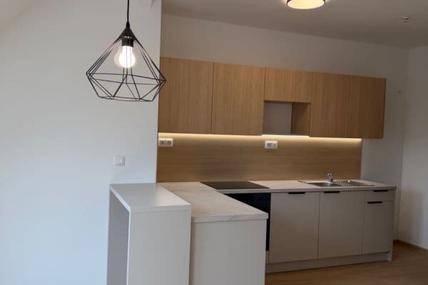Pronájem bytu 3+kk 94 m², Horova, Ústí nad Labem, Ústecký kraj Pronájem bytu 3+kk 94 m², Horova, Ústí nad Labem, Ústecký kraj