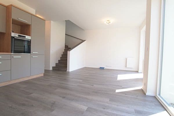 Prodej domu 127 m², pozemek 178 m², Zámecká, Vysoký Újezd Prodej domu 127 m², pozemek 178 m², Zámecká, Vysoký Újezd