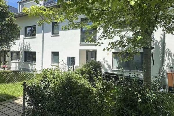Prodej bytu 3+1 70 m², Freiherr-von-Stengel-Str.xx, Neubiberg, Bavorsko Prodej bytu 3+1 70 m², Freiherr-von-Stengel-Str.xx, Neubiberg, Bavorsko