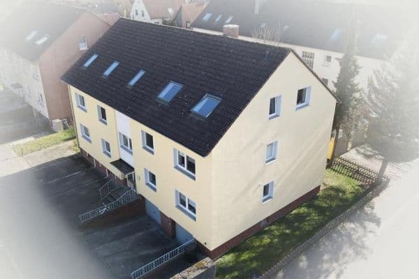 Prodej domu 440 m², pozemek 859 m², Bunnenbergstrasse 7, Garbsen Prodej domu 440 m², pozemek 859 m², Bunnenbergstrasse 7, Garbsen