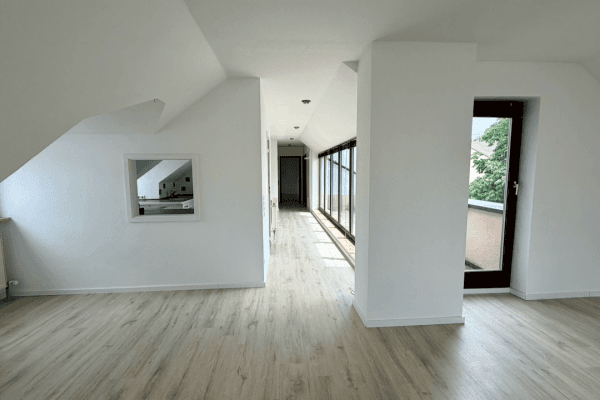 Pronájem bytu 3+1 98 m², Erlenfeld 20, Erlangen Pronájem bytu 3+1 98 m², Erlenfeld 20, Erlangen