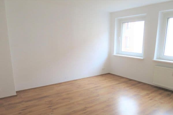 Pronájem bytu 2+1 54 m², Oldenburger Straße 1, Magdeburg, Sasko-Anhaltsko Pronájem bytu 2+1 54 m², Oldenburger Straße 1, Magdeburg, Sasko-Anhaltsko