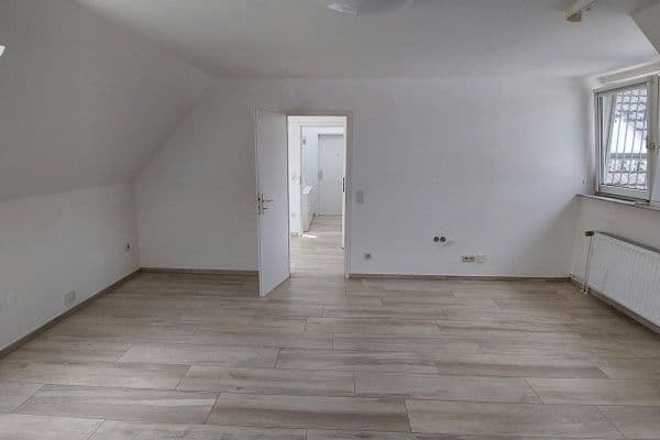 Pronájem bytu 1+1 36 m², Ratingen Pronájem bytu 1+1 36 m², Ratingen