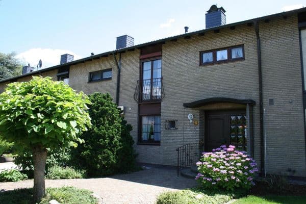 Prodej domu 110 m², pozemek 254 m², Leverkusen Prodej domu 110 m², pozemek 254 m², Leverkusen