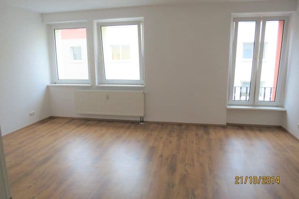 Pronájem bytu 3+1 67 m², Magdeburg, Sasko-Anhaltsko Pronájem bytu 3+1 67 m², Magdeburg, Sasko-Anhaltsko