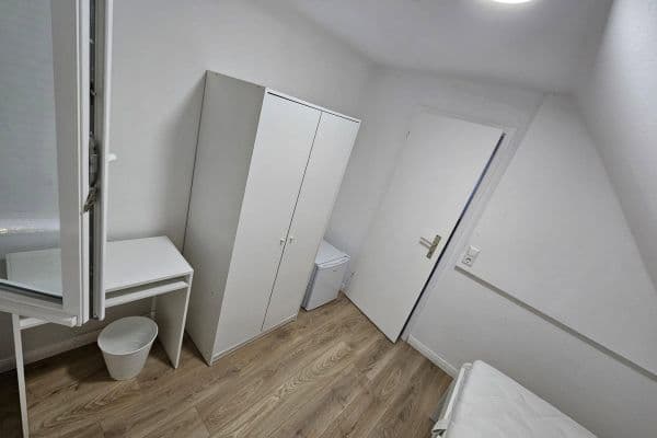 Pronájem bytu 10 m², Bad Friedrichshall Pronájem bytu 10 m², Bad Friedrichshall