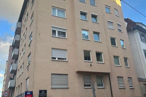 Pronájem bytu 2+1 53 m², Wagenburgstr. 104, Stuttgart Pronájem bytu 2+1 53 m², Wagenburgstr. 104, Stuttgart