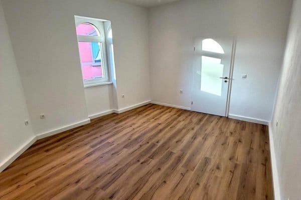 Pronájem bytu 1+kk 34 m², Kaiserslautern, Porýní-Falc Pronájem bytu 1+kk 34 m², Kaiserslautern, Porýní-Falc