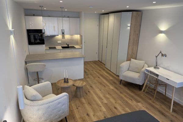 Pronájem bytu 1+1 39 m², Mittlelerer Hasenpfad, Frankfurt am Main, Hessen Pronájem bytu 1+1 39 m², Mittlelerer Hasenpfad, Frankfurt am Main, Hessen