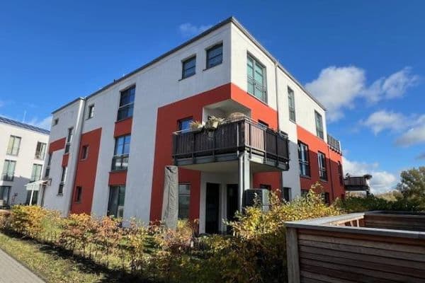 Pronájem bytu 3+1 105 m², Rostock, Mecklenburg-Vorpommern Pronájem bytu 3+1 105 m², Rostock, Mecklenburg-Vorpommern