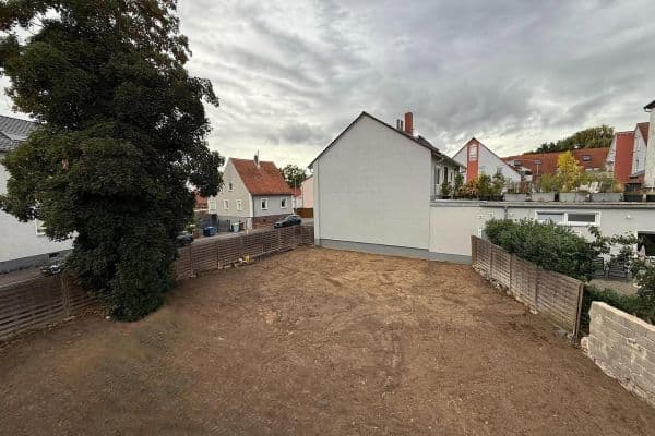 Prodej pozemku 210 m², Jahnstr. 7, Bruchköbel Prodej pozemku 210 m², Jahnstr. 7, Bruchköbel