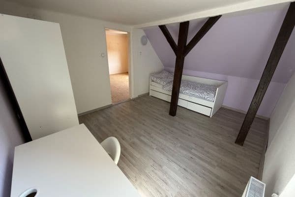 Pronájem bytu 2+1 15 m², Křimická, Praha Pronájem bytu 2+1 15 m², Křimická, Praha