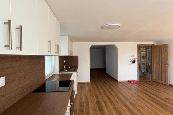 Pronájem bytu 3+kk 60 m², Přáslavská, Olomouc Pronájem bytu 3+kk 60 m², Přáslavská, Olomouc