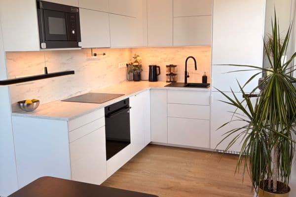 Pronájem bytu 2+kk 57 m², Třeboradická, Praha Pronájem bytu 2+kk 57 m², Třeboradická, Praha