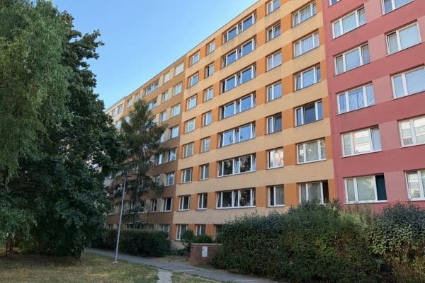 Pronájem bytu 3+kk 54 m², Kaplická, Praha Pronájem bytu 3+kk 54 m², Kaplická, Praha