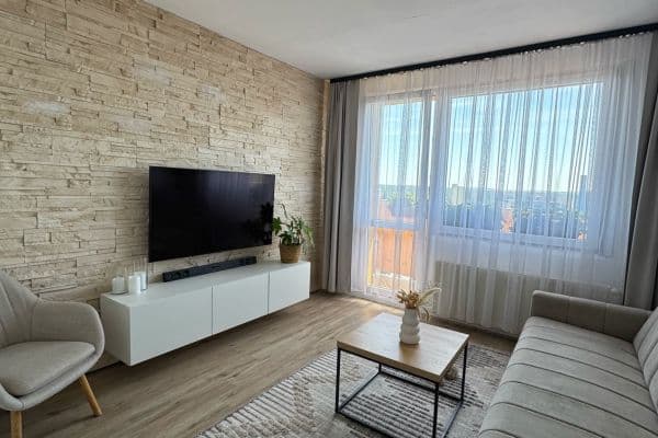 Prodej bytu 3+1 75 m², Vavřenova, Praha Prodej bytu 3+1 75 m², Vavřenova, Praha