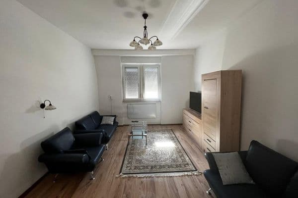 Pronájem bytu 3+1 68 m², Baden-Baden, Bádensko-Württembersko Pronájem bytu 3+1 68 m², Baden-Baden, Bádensko-Württembersko