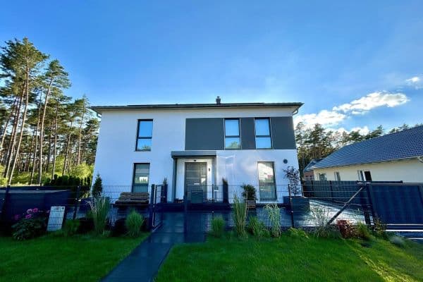 Prodej domu 218 m², pozemek 638 m², Borkwalde Prodej domu 218 m², pozemek 638 m², Borkwalde