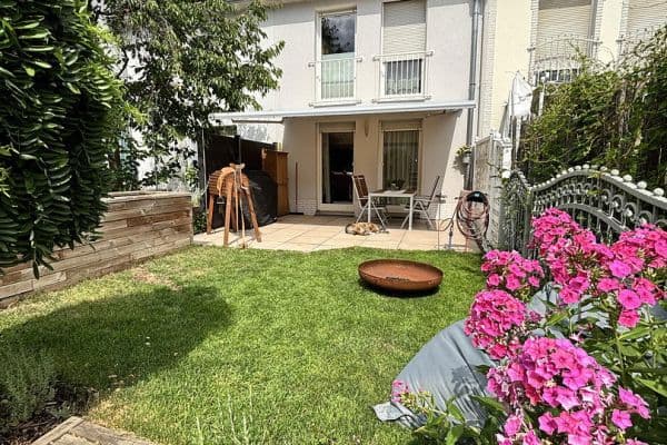 Prodej domu 120 m², pozemek 154 m², Bensheim Prodej domu 120 m², pozemek 154 m², Bensheim