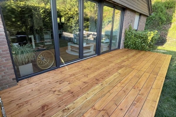 Prodej domu 300 m², pozemek 1.100 m², In den Lärchen 20, Mittenaar Prodej domu 300 m², pozemek 1.100 m², In den Lärchen 20, Mittenaar