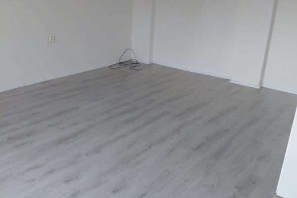 Pronájem bytu 2+1 93 m², Třebízského, Sadská Pronájem bytu 2+1 93 m², Třebízského, Sadská