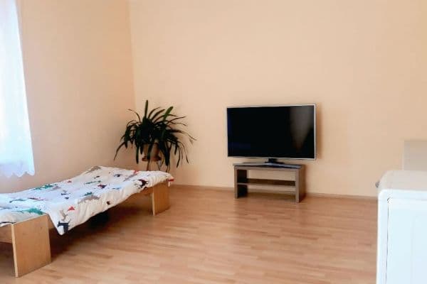 Pronájem bytu Garsoniéra 30 m², Čimická, Praha Pronájem bytu Garsoniéra 30 m², Čimická, Praha