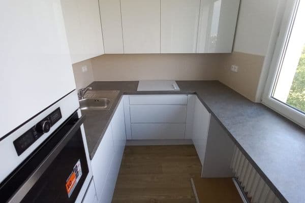 Pronájem bytu 3+1 63 m², Karafiátová, Olomouc, Olomoucký kraj Pronájem bytu 3+1 63 m², Karafiátová, Olomouc, Olomoucký kraj