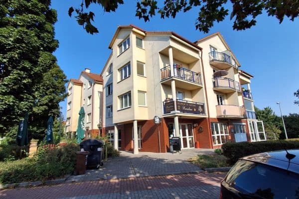 Pronájem bytu 1+kk 33 m², Stará náves, Praha Pronájem bytu 1+kk 33 m², Stará náves, Praha