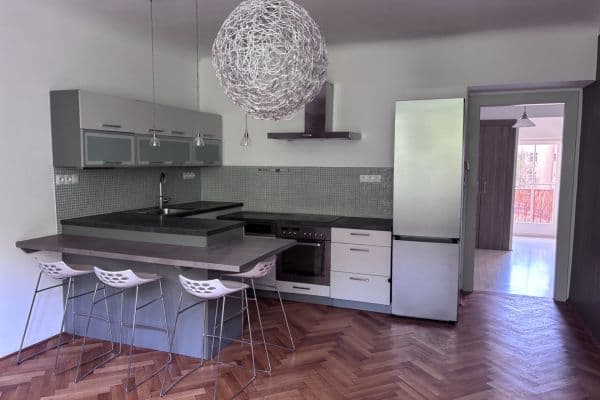 Pronájem bytu 2+kk 52 m², Domažlická, Praha Pronájem bytu 2+kk 52 m², Domažlická, Praha