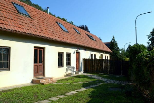 Pronájem bytu 2+kk 46 m², Zbraslavská, Praha Pronájem bytu 2+kk 46 m², Zbraslavská, Praha