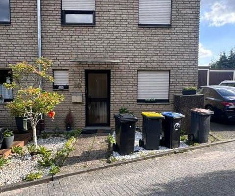 Prodej domu 114 m², pozemek 345 m², Wuppertal Prodej domu 114 m², pozemek 345 m², Wuppertal