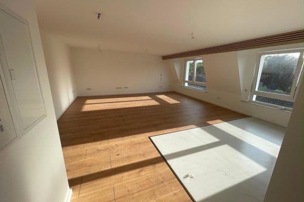 Pronájem bytu 2+kk 78 m², Essen, Severní Porýní-Vestfálsko Pronájem bytu 2+kk 78 m², Essen, Severní Porýní-Vestfálsko