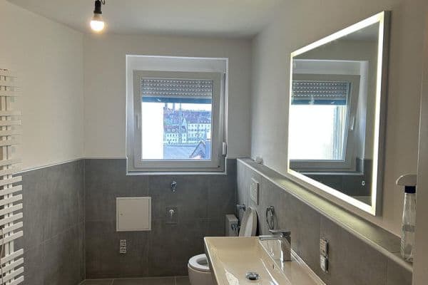Pronájem bytu 3+1 75 m², Stromerstr. 1/1A, Nürnberg Pronájem bytu 3+1 75 m², Stromerstr. 1/1A, Nürnberg