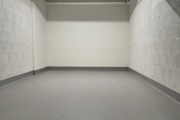 Pronájem garáže 16 m², Gerstelova, Praha Pronájem garáže 16 m², Gerstelova, Praha