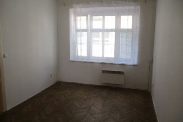 Pronájem bytu 2+1 75 m², Vančurova, Tábor, Jihočeský kraj Pronájem bytu 2+1 75 m², Vančurova, Tábor, Jihočeský kraj