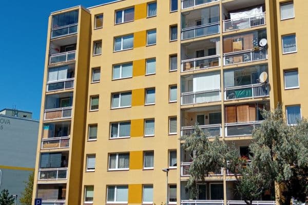 Prodej bytu 3+1 72 m², Hekrova, Praha Prodej bytu 3+1 72 m², Hekrova, Praha