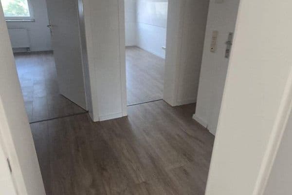 Pronájem bytu 2+1 51 m², Baasstr. 13, Essen Pronájem bytu 2+1 51 m², Baasstr. 13, Essen