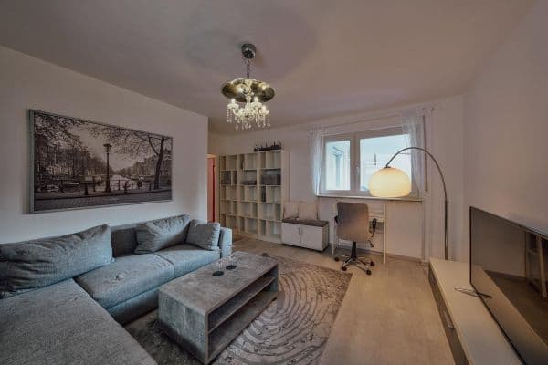 Pronájem bytu 1+kk 26 m², Saarlandstraße 27, Viernheim Pronájem bytu 1+kk 26 m², Saarlandstraße 27, Viernheim