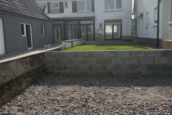 Prodej domu 146 m², pozemek 300 m², Bissmarkstr 23, Rülzheim Prodej domu 146 m², pozemek 300 m², Bissmarkstr 23, Rülzheim