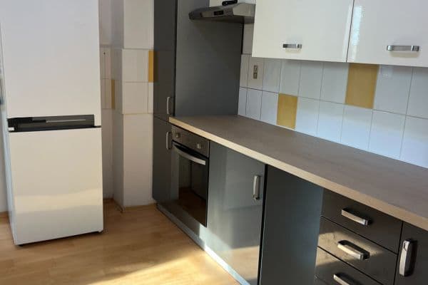 Pronájem bytu 2+kk 50 m², Legionářů, Praha Pronájem bytu 2+kk 50 m², Legionářů, Praha
