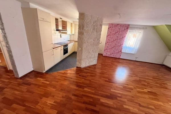Prodej bytu 4+kk 99 m², Freiberg Prodej bytu 4+kk 99 m², Freiberg